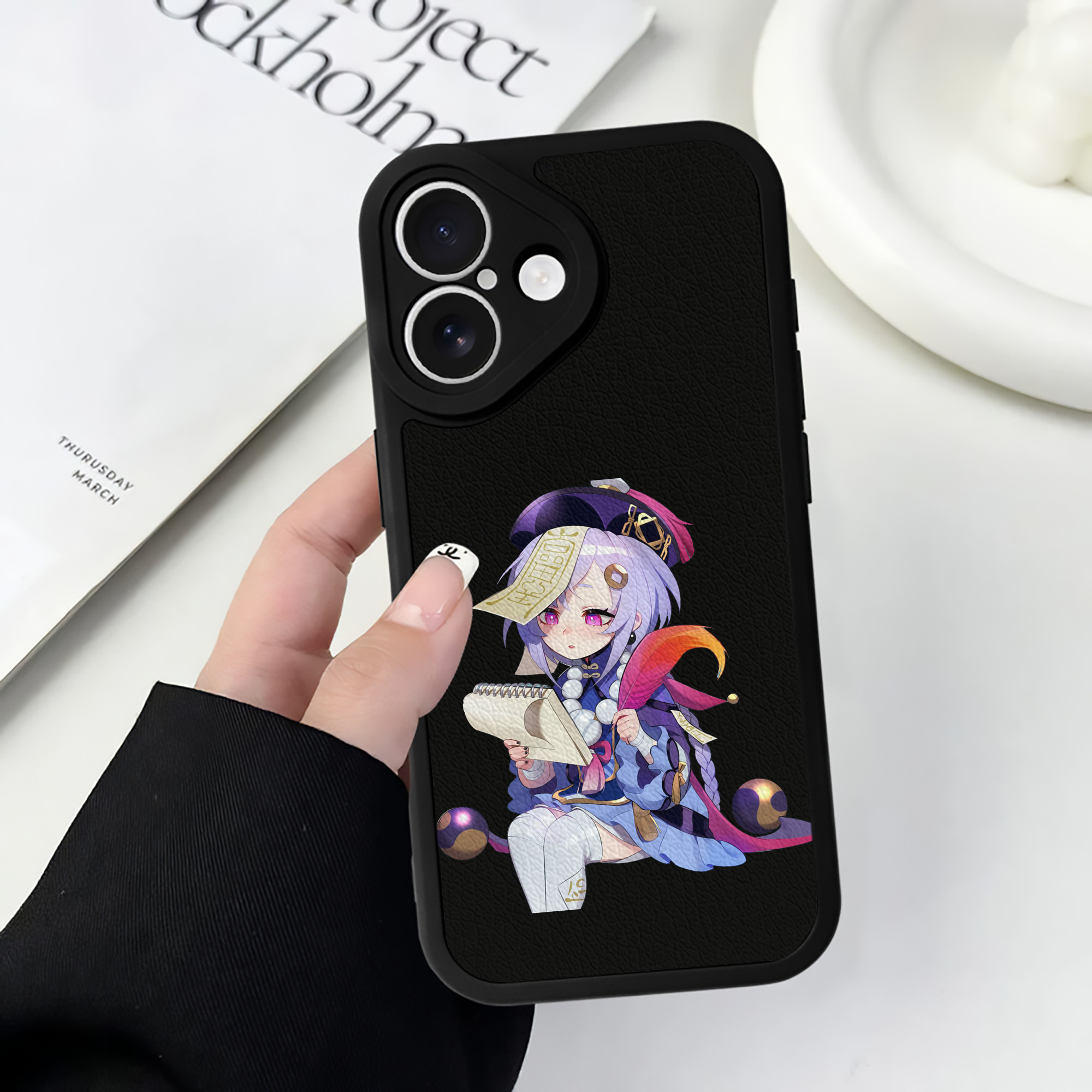 げんし神 七七 なな  genshin Nana 【iPhone 16シリーズ対応】シリコンスマホケース（レザー調） 材質：シリコン